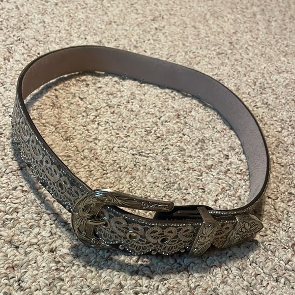 Western leather belt - Picture 1 of 3